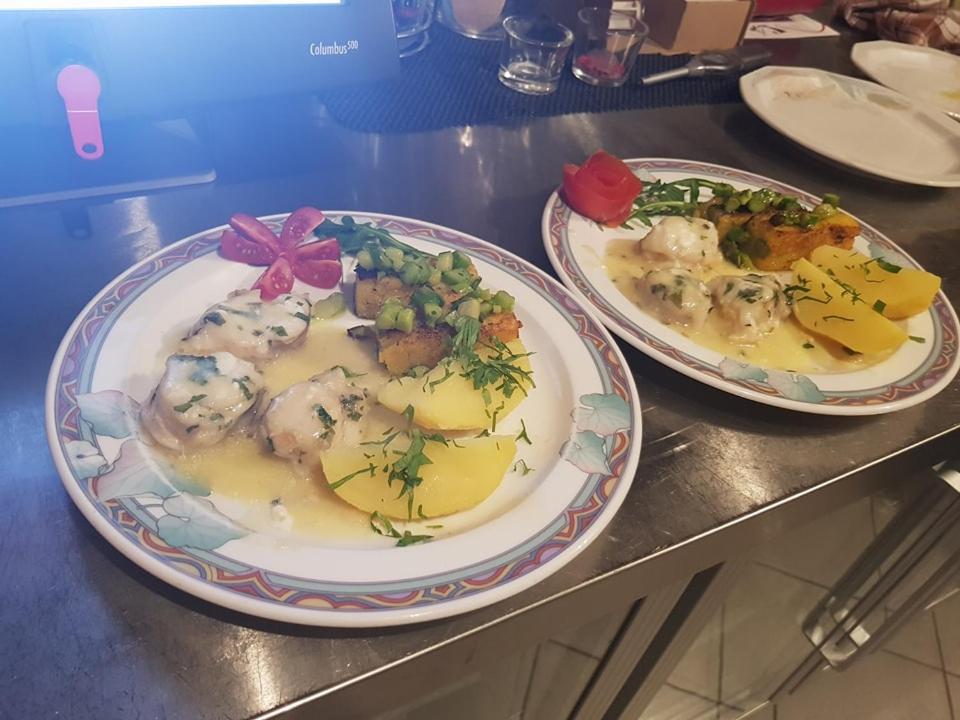 Fino Da Mario Hotel Ebersbach an der Fils Екстериор снимка